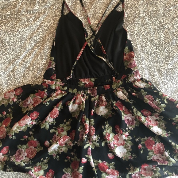 Summer Romper - Picture 2 of 3